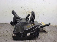 Fuse Junction Box Engine Left Hand Engine Compartment Fits 24-25 ELANTRA 1769479