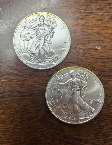 2011  American Eagle One Dollar 1 Oz. Fine Silver Coin CJ-224
