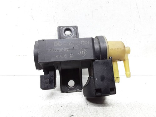 Mercedes-Benz A W176 2013 Diesel 80kW Turbolader Druckwandler Magnetventil