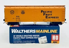 Walthers HO Pacific Fruit Express 40' Double Sheathed Reefer #66756 910-3607