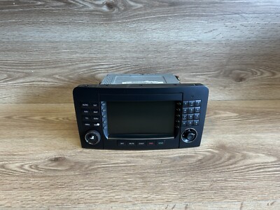 MERCEDES W164 X164 NAVIGATION SCREEN MONITOR HEADUNIT OEM (06_08) A1648200679