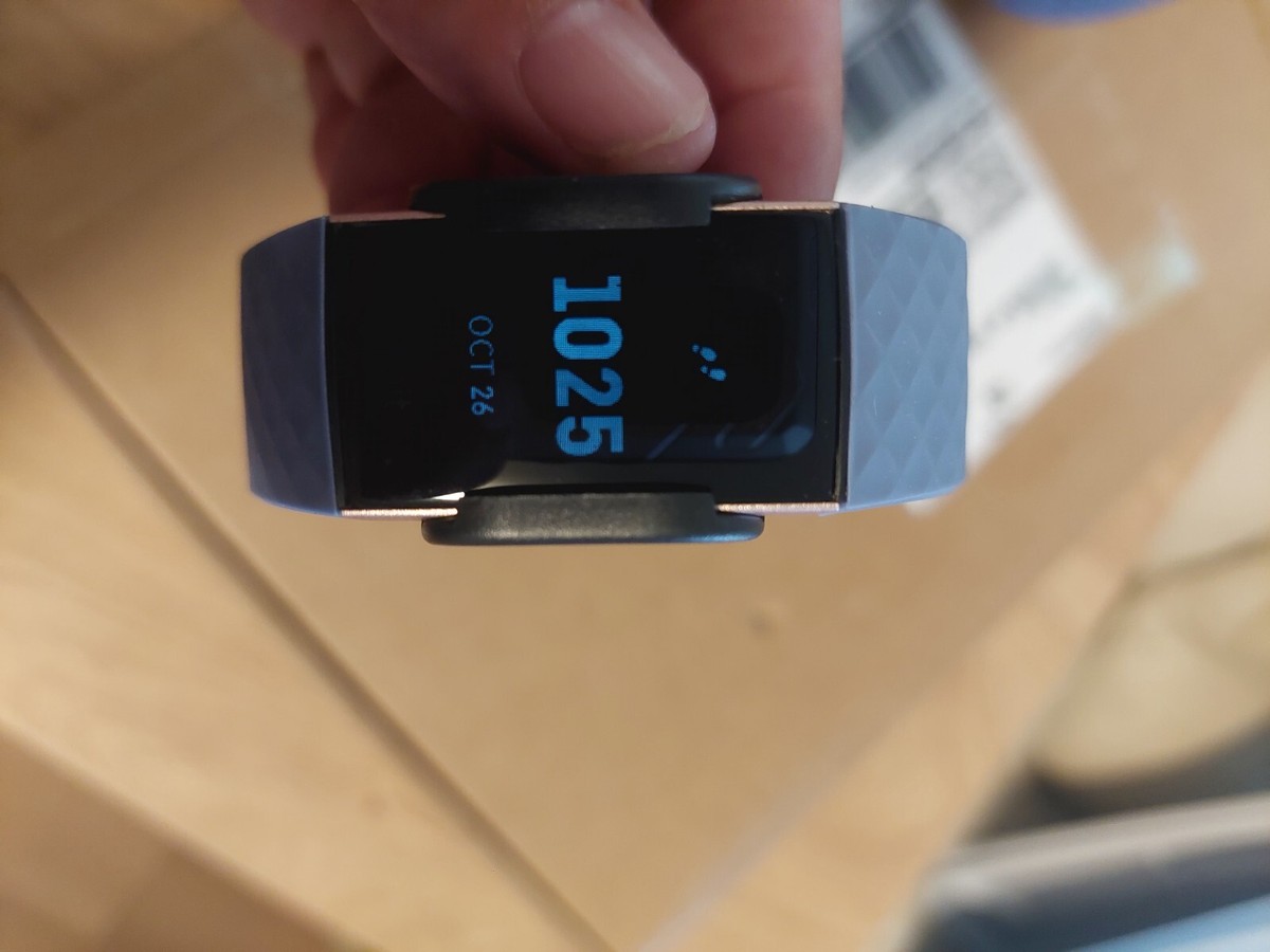 中古 Fitbit Charge 3 BlueGrey/Rose Gold Amazon.com: Fitbit Charge 3 Fitness Activity Tracker, Rose