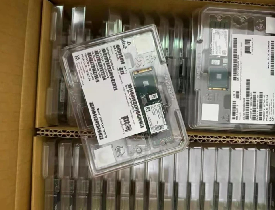 New Intel S4510 960GB SATA 6Gbps M.2 NGFF 2280 SSD SSDSCKKB960G801 - Image 2 of 2