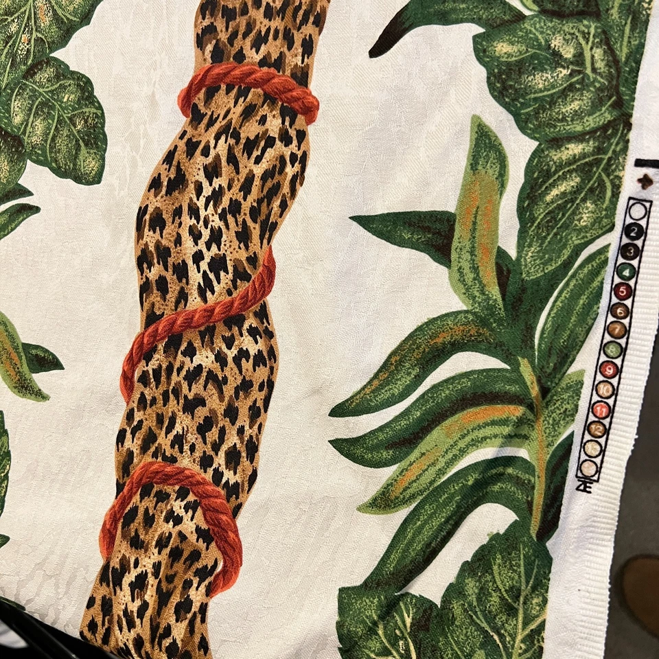 Tela 60" Woodridge Tropical Selva Leopardo Estampado Decorador Tela 2 Yardas Foto 2 de 4