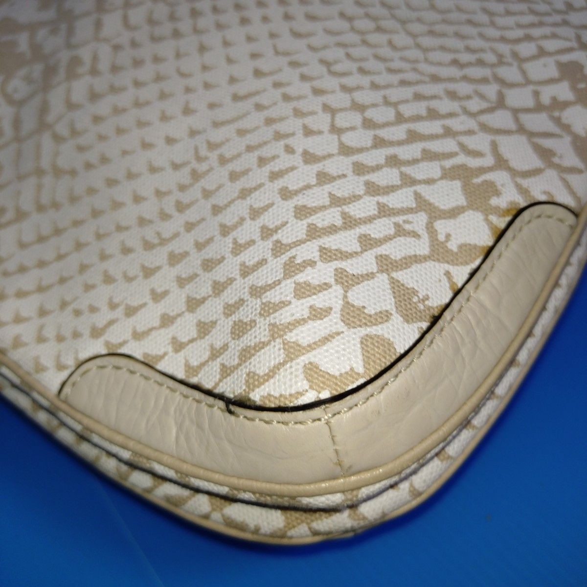 COACH 2way Shoulder Bag Canvas Python Pattern Cro… - image 6