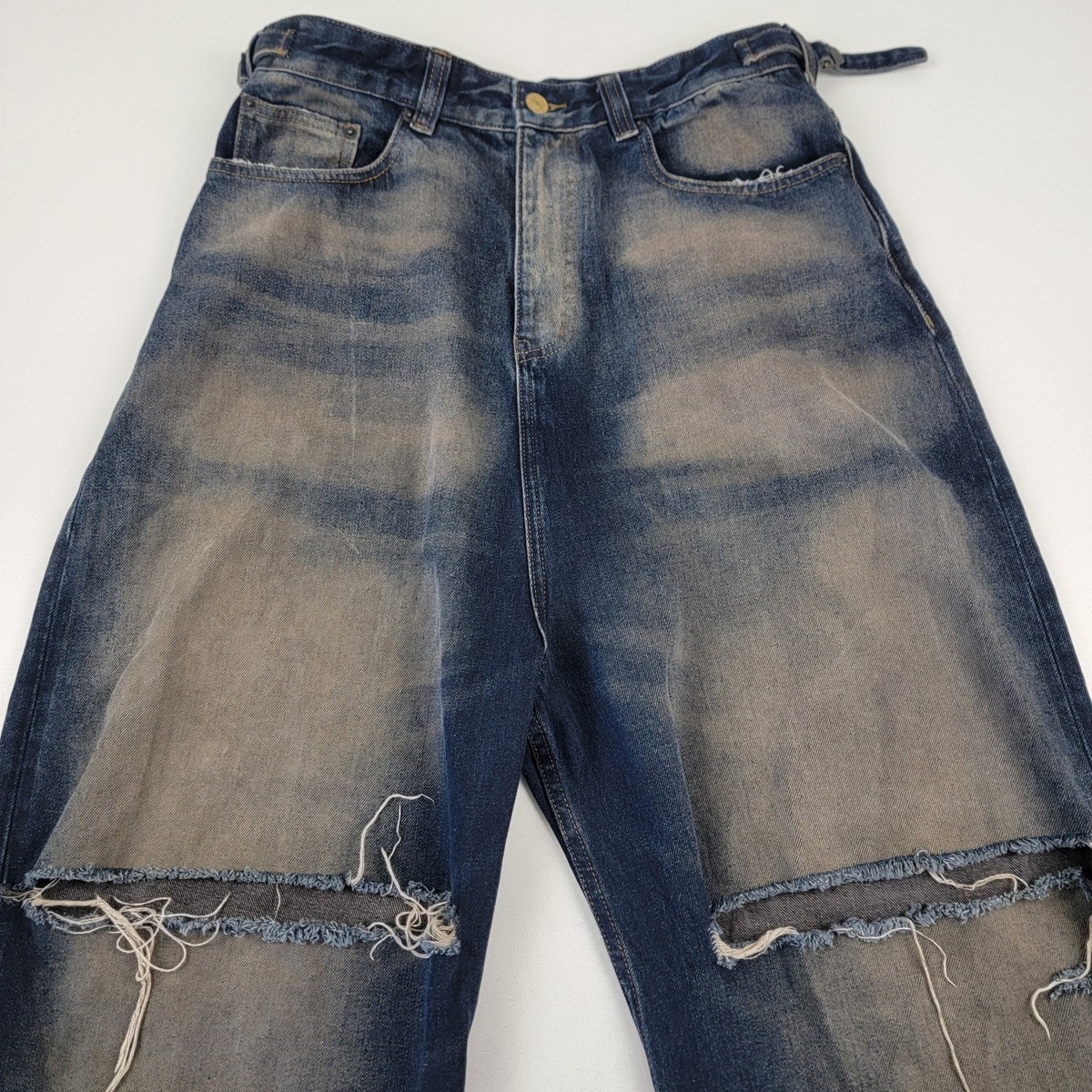 パンツ BALENCIAGA 22ss DESTROYED SKATER JEANS Pre-owned Balenciaga Nwt Baggy Destroyed Skater Jeans Ss22