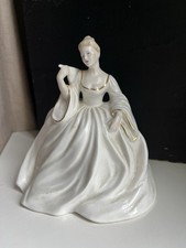 Coalport Samantha Figurine 5.25 Inch Women's Collectible 8/86