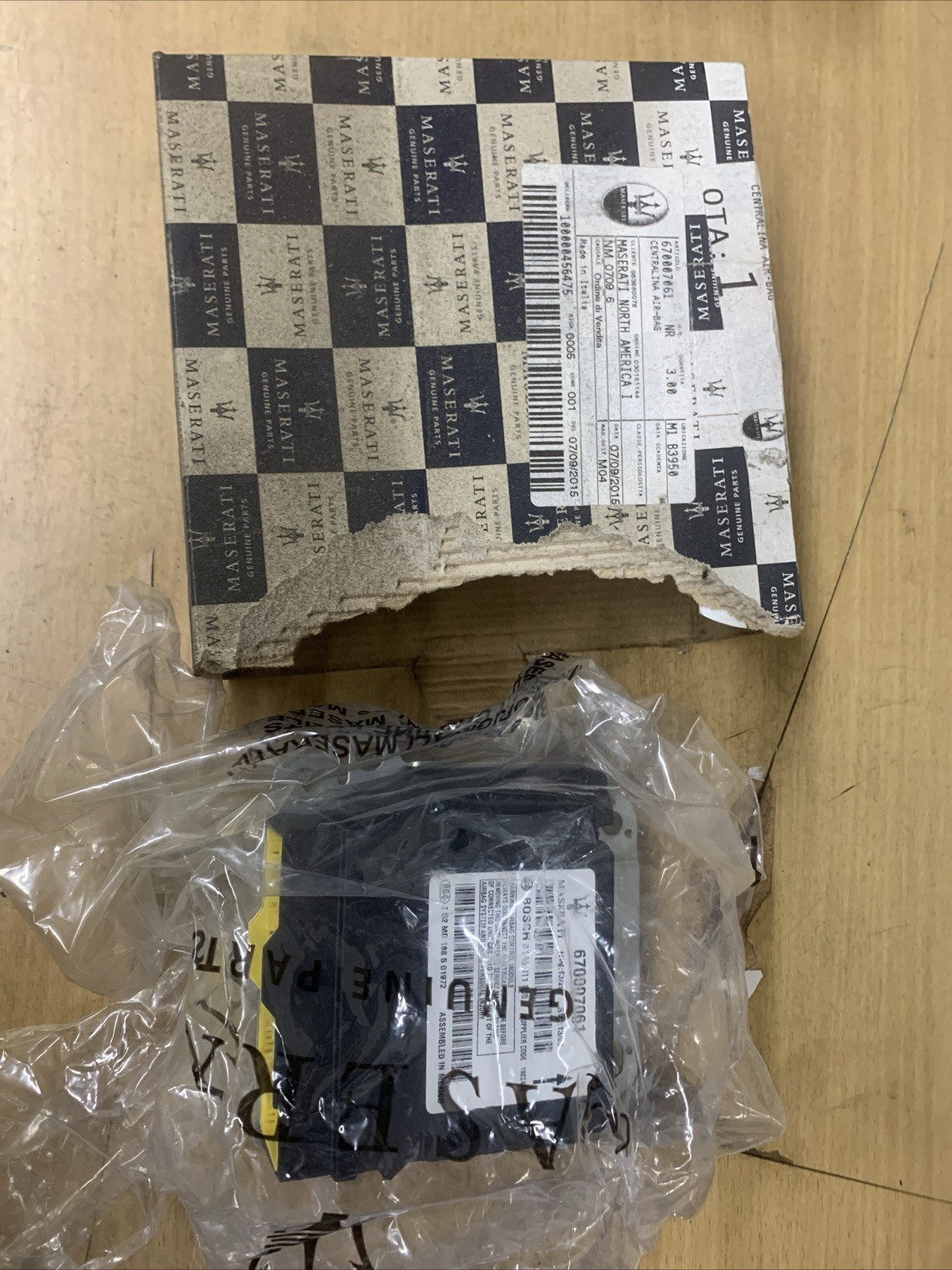 Genuine Maserati  Control Unit - New OEM Part# 670007061 FREE SHIPPING