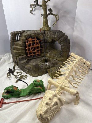 MOTU Lot 1984 Fright Zone Playset (Broken Tree), Battle Bones, Road Ripper