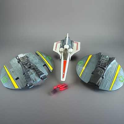 1978 Mattel Battlestar Galactica Firing Viper & 2 Cylon Raiders Lot & 4 Missiles