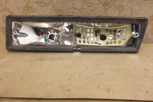 NOS PEUGEOT 304 LH FRONT INDICATOR LIGHT UNIT Made In France SEIMA 432G - Picture 2 of 6