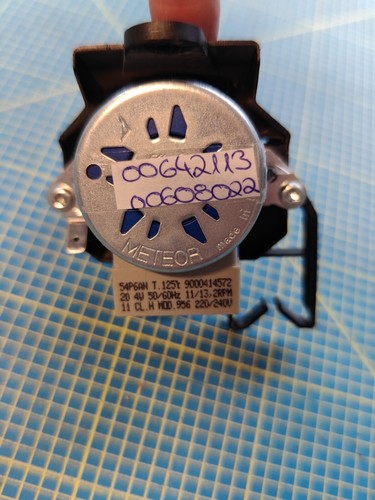 Siemens HE73BD531/35 Backofen Verriegelung Elektrisch Lüfter Motor 00642113