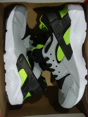 KIDS' NIKE HUARACHE RUN (GS) 654275 015 SIZE 7Y(*the box has no lid *)