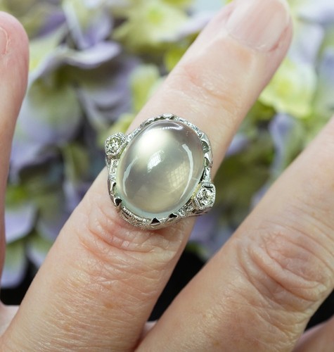 Edwardian Moonstone European Diamond 18K White Gold Etched Ring Estate 8.5ct - Picture 4 of 8