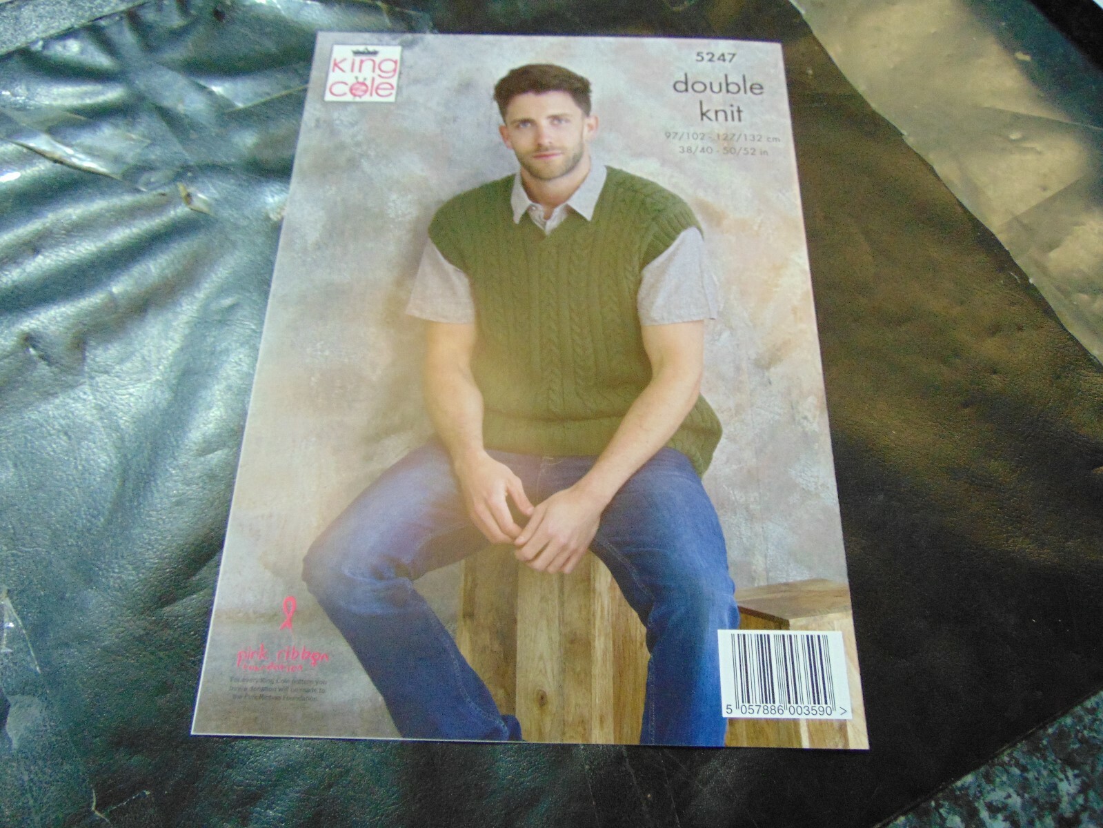 King Cole Double Knitting Pattern 5247 Men's Sweater and Pullover 38/40 - 52/52