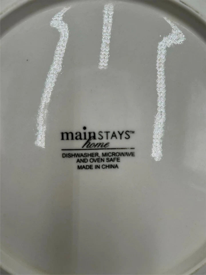 4) PRATOS DE JANTAR MAINSTAYS FAIXA AZUL NO BRANCO - Imagem 3 de 3