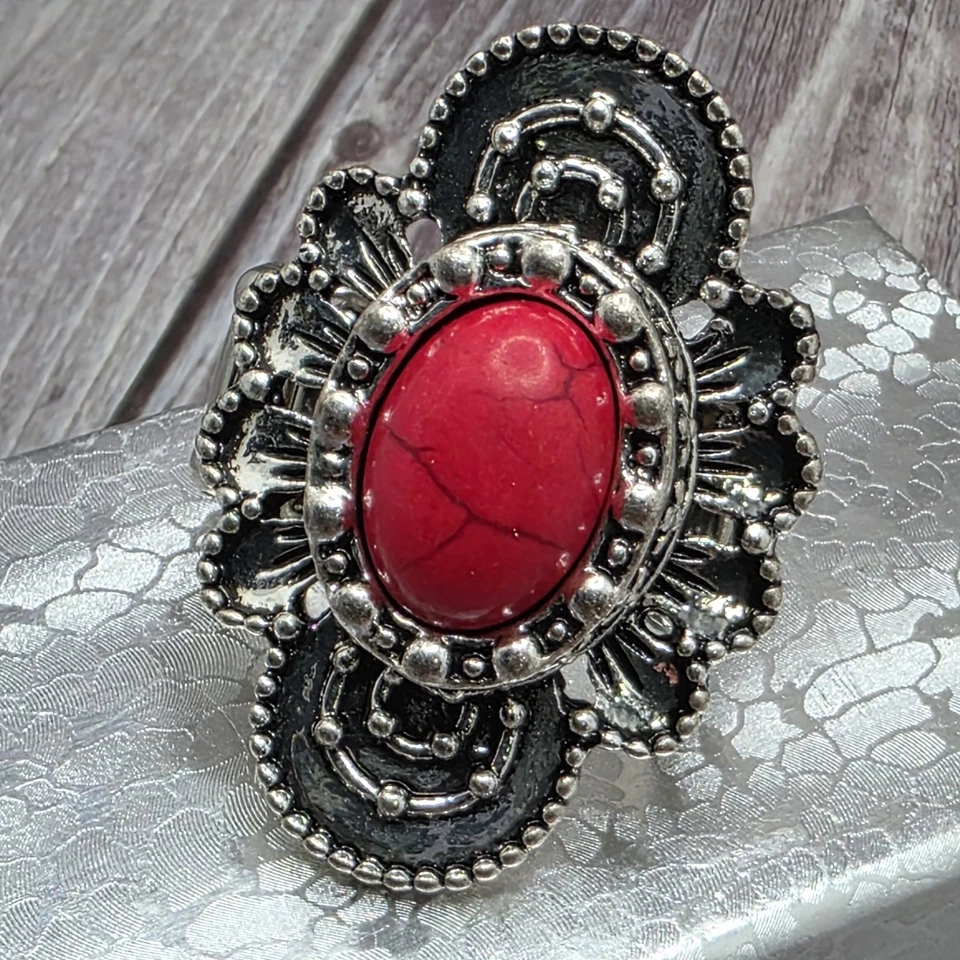 Anillo de cóctel plata estilo suroeste rojo ovalado piedra banda elástica ~paparazzi ~ Foto 3 de 4