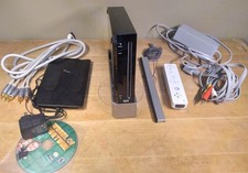 Nintendo Wii Model RVL-001 2006 Console Bundle - Tested