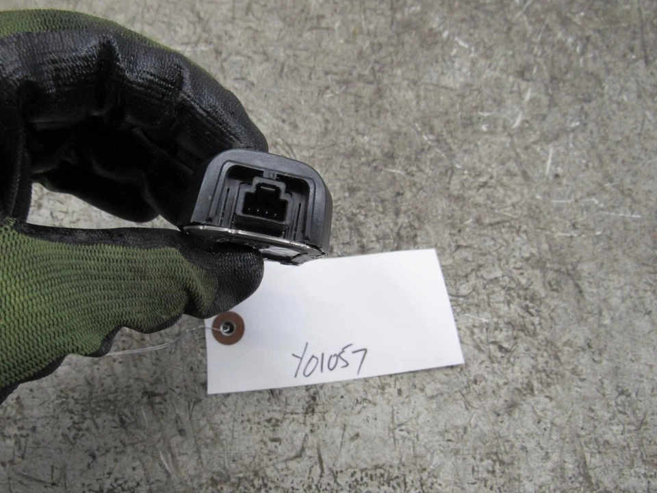 2013 Lexus Es300H front windshield mounted wiper rain sensor control module OEM — 第 4/4 张图片