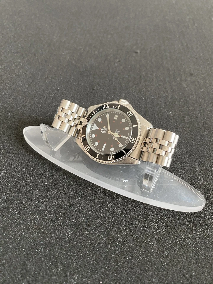 Mergulhador suíço profissional Ollech & Wajs M-4 - Imagem 3 de 4