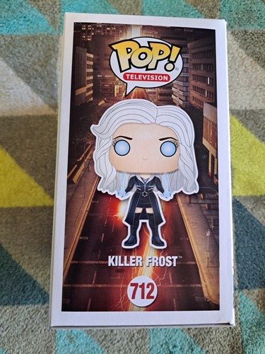 Killer Frost Pop 712 - DC The Flash Funko Pop! 2018 Fall Convention - Picture 5 of 11