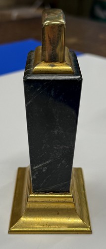 ZIPPO 1974 GREEN MARBLE HIGH POLISHED BRASS BRASS TABLE LIGHTER NEVER FIRED Q947 - Bild 3 von 9