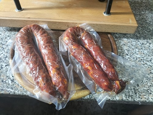 Embutidos artesanales típicos de Calabria Nduja - salchichas y ahumados - Imagen 8 de 17