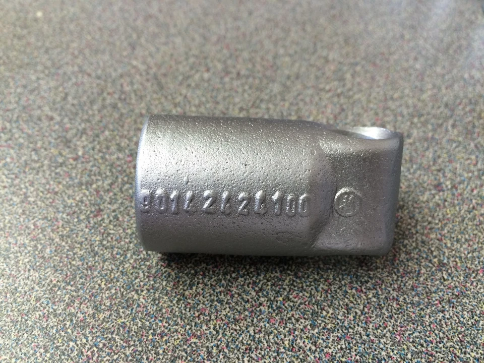 EXCELLENT USED ORIGINAL GENUINE PORSCHE 911 912 930 FRONT SHIFT ROD COUPLER - Imagem 2 de 4