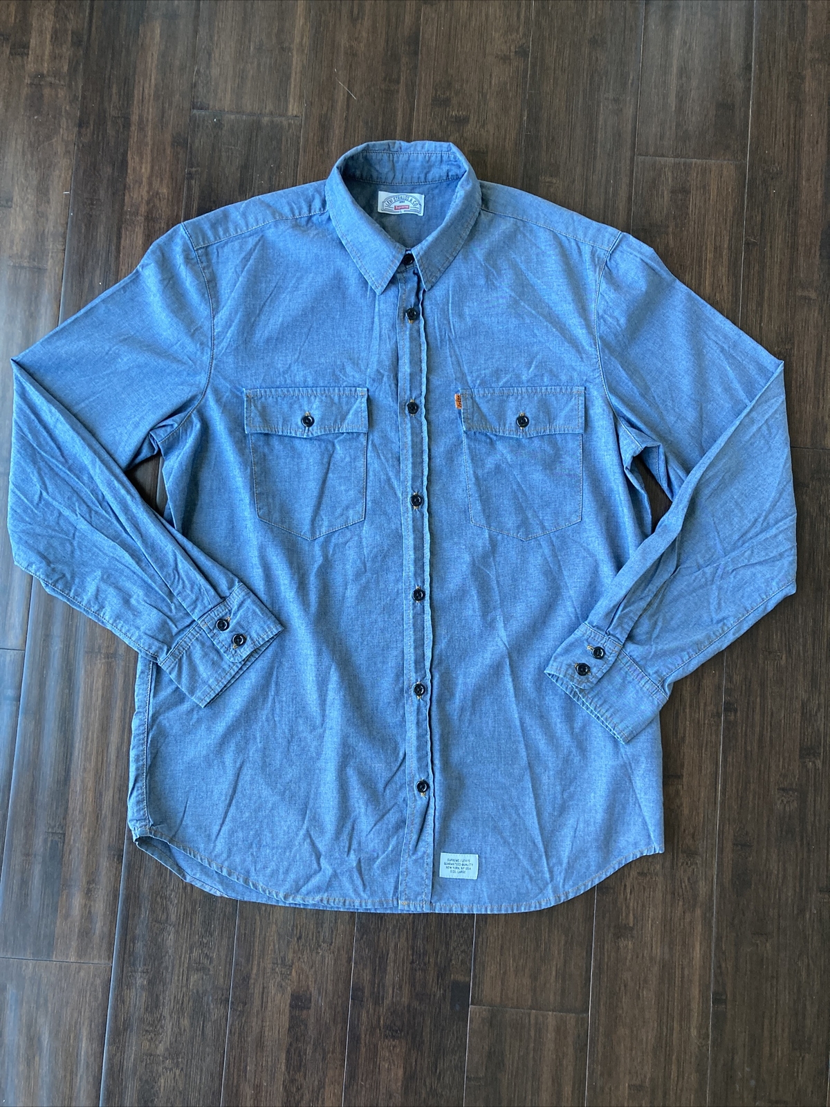 Supreme x Levi’s Blue Chambray USA Made Shirt Size Large Mint