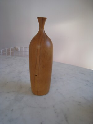 1970s 1977 George Beiersdorf hand turned wooden minimalist & elegant art vase