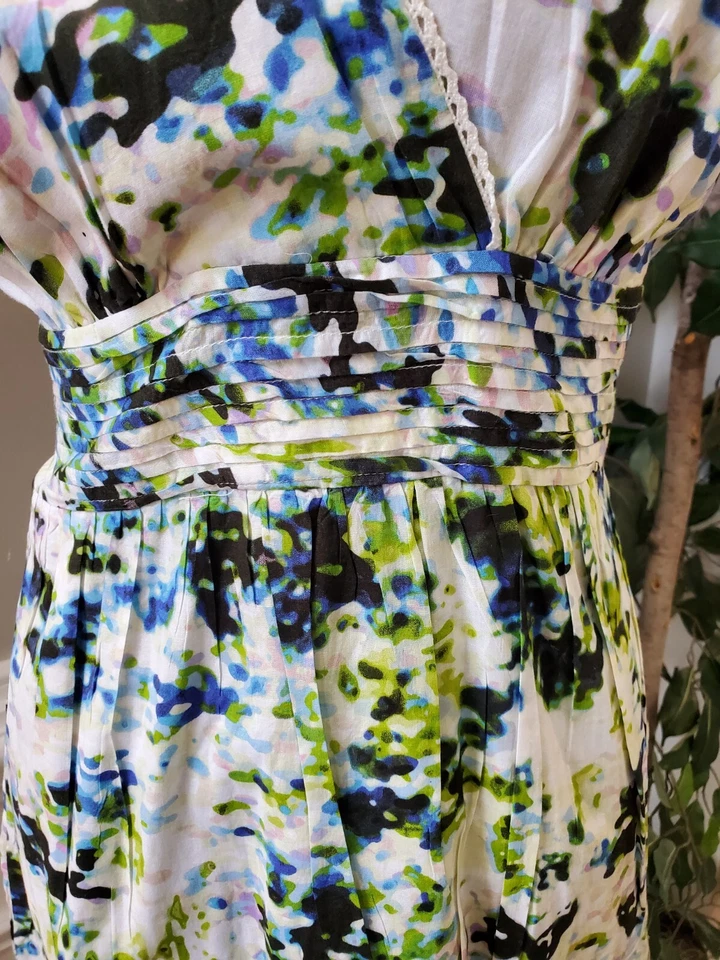 Платье-футляр Jonathan Martin белое с цветочным рисунком 100% хлопок без рукавов с V-образным вырезом среднее - Изображение 3 из 4