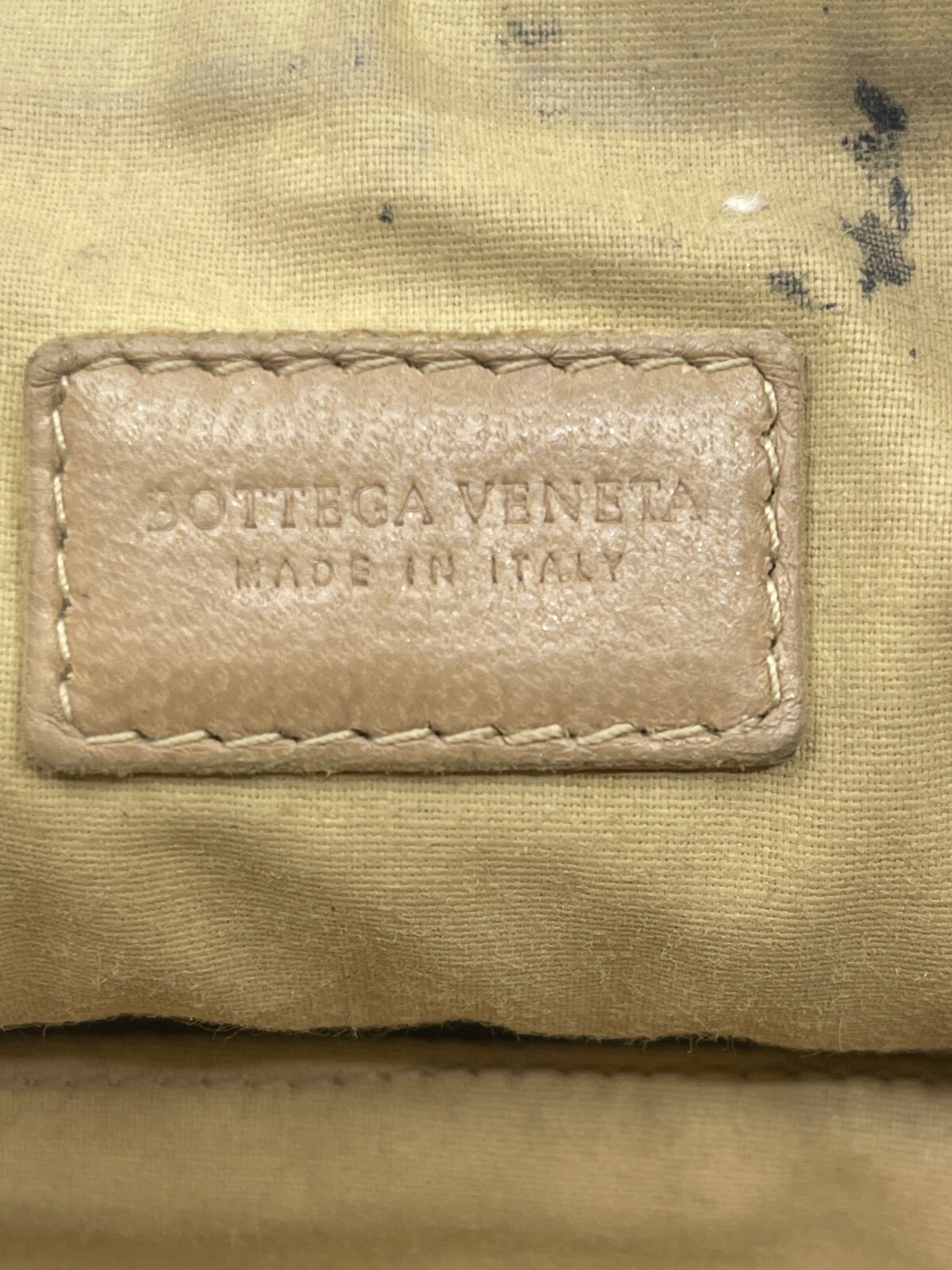 Foto 10 di 20