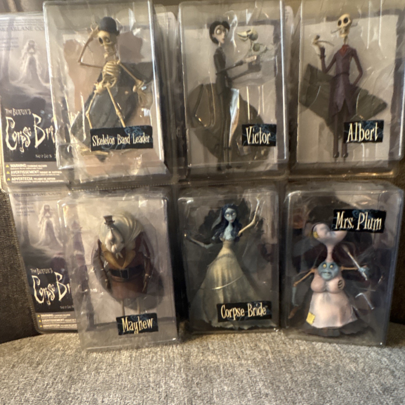 Juego completo de figuras de acción Tim Burton’s Corpse Bride 7”. Nunca abierto