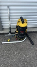Vacuum Cleaner Rubbermaid BP6Q Backpack Commercial With Hose/wand Attachments