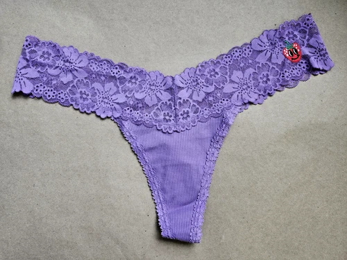 PINK Victoria's Secret FLORAL Lace THONG Panty M Purple Lavender with STRAWBERRY