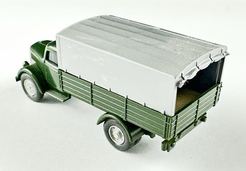 Lot of (3) Wiking 1:87 Scale Henschel & Mercedes Cargo Trucks - Picture 10 of 21