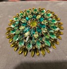 Massive Gorgeous Green prong brooch — photo 2