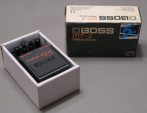 Vintage Boss Metal Zone MT-2 Analog Distortion Guitar Effects Pedal Roland JAPAN
