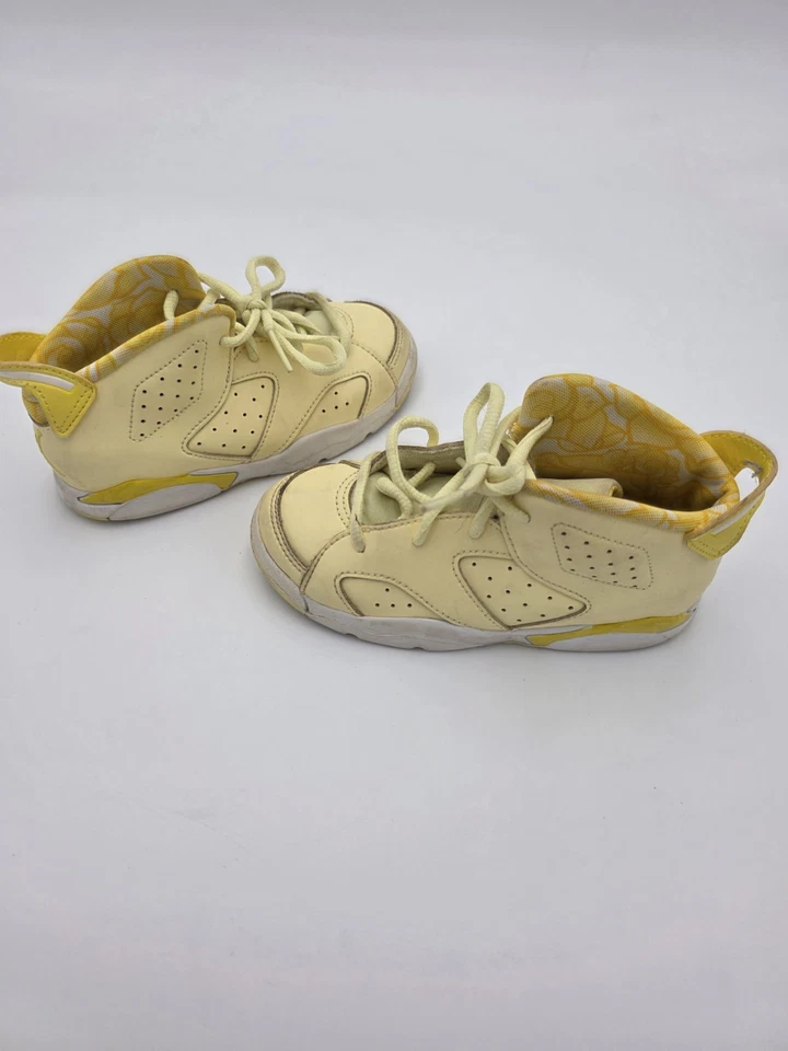 Nike Air Jordan Retro6 v3 Tinte Citron Amarillo Dinámico 645127-800 Niño Pequeño Talla 10c Foto 3 de 4