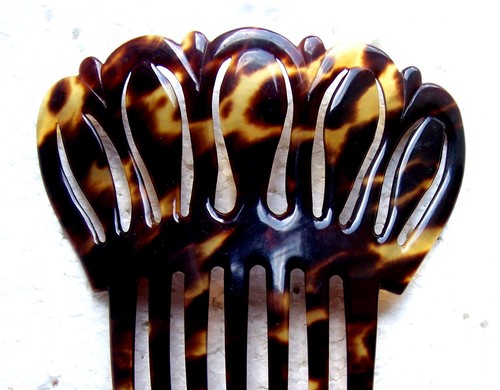 Antique faux tortoiseshell hair comb -  NO US IMPORT FEES - Foto 7 di 14