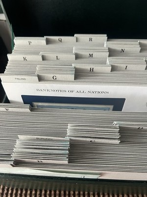 Franklin Mint “Banknotes of All Nations” 150-Note Complete Boxed