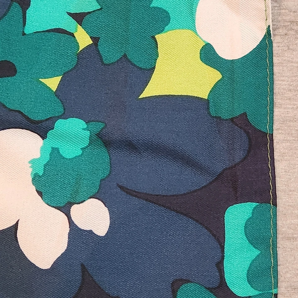 Ann Taylor Bufanda Cuadrada Amarillo Verde 100% Seda Floral Selva Tropical Blanco Loto Foto 4 de 4