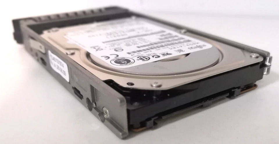 146 GB SAS Fujitsu MBD2147RC 10K 16MB HDD 2,5" interne Festplatte A3C40101974 - Bild 2 von 4
