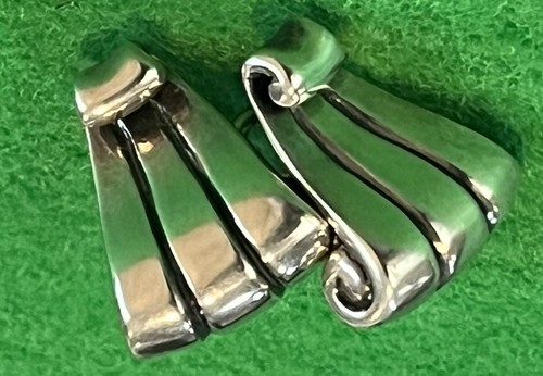 James Avery Retired Silver Scroll Earrings