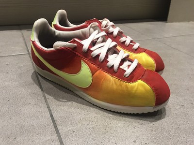nike flame trainers
