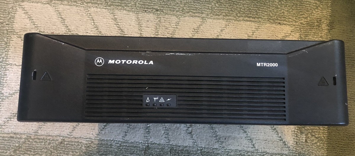 Repeater Motorola UHF MTR-2000 - Occasion Jamais Utilisé, Compatible Kenwood, Marque Yaesu