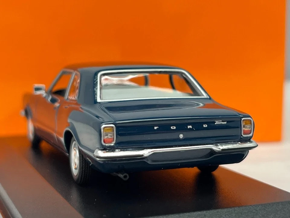 Ford Taunus 1970 - azul oscuro - coche modelo fundido a presión 1/43 Maxichamps Minichamps Foto 4 de 4