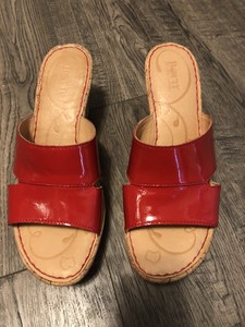 born red sandals