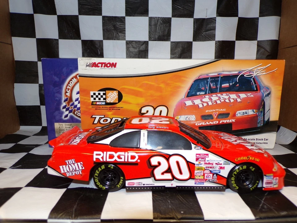 Tony Stewart #20 Home Depot 2000 Pontiac 1:24 Scala NASCAR Action BW Bank 10515 - Immagine 2 di 4