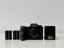 Fujifilm X-H2 Camera Body + 2 Batteries + Dual Charger